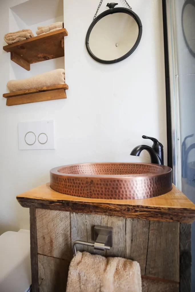 Bathroom sink at a lodging dome